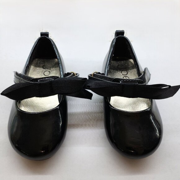 Girls MaryJane Shoes In Faux Patent Black - Picture 6 of 10
